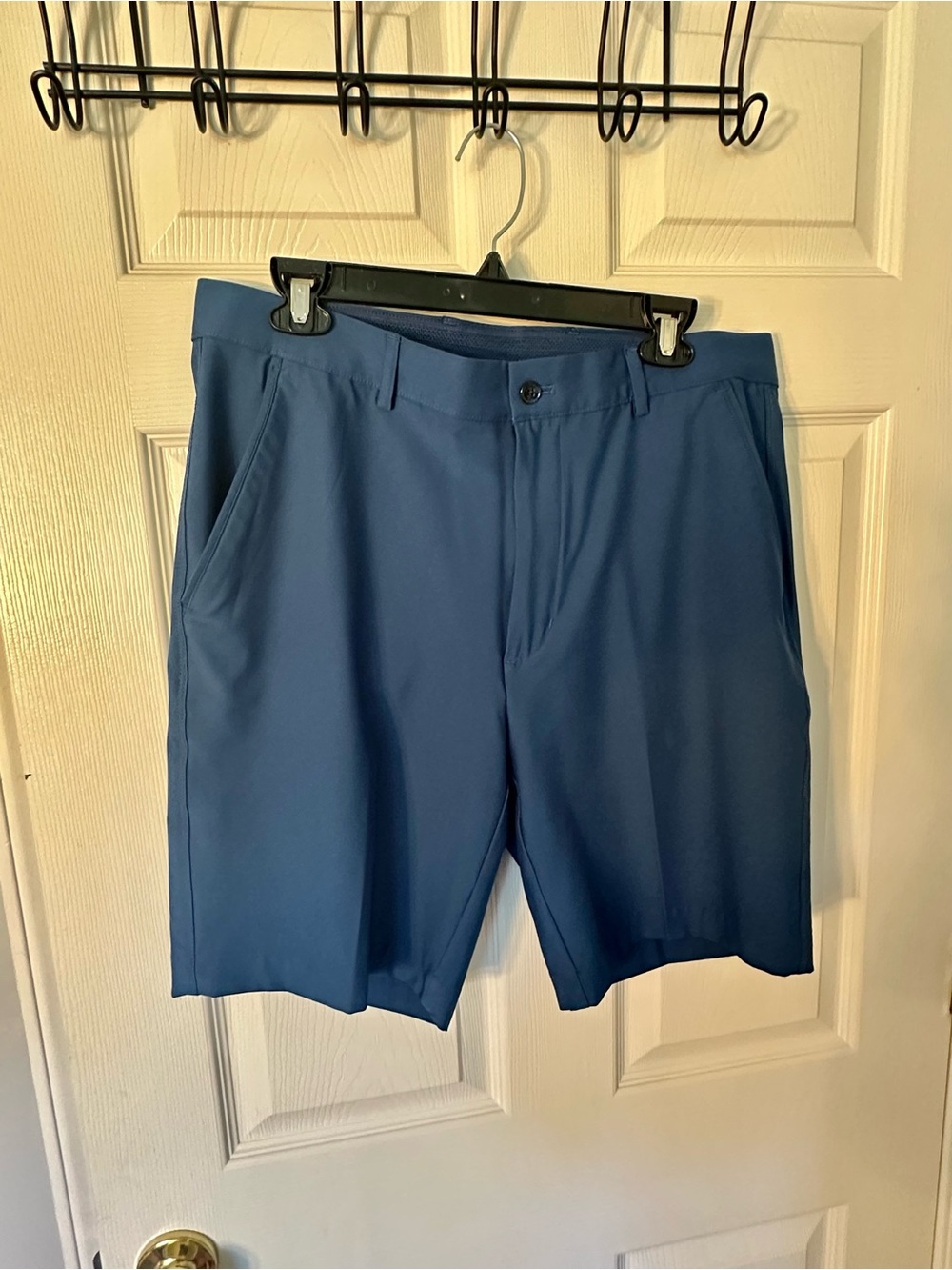 Greg Norman Men’s 34 Blue Solid Chino Golf Shorts Stretch Flat Front Pockets 8"